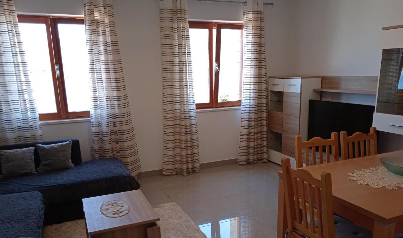 Apartments Aferdita Račišće 外观 照片